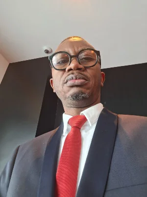 Dr Bienvenu KAWENDE